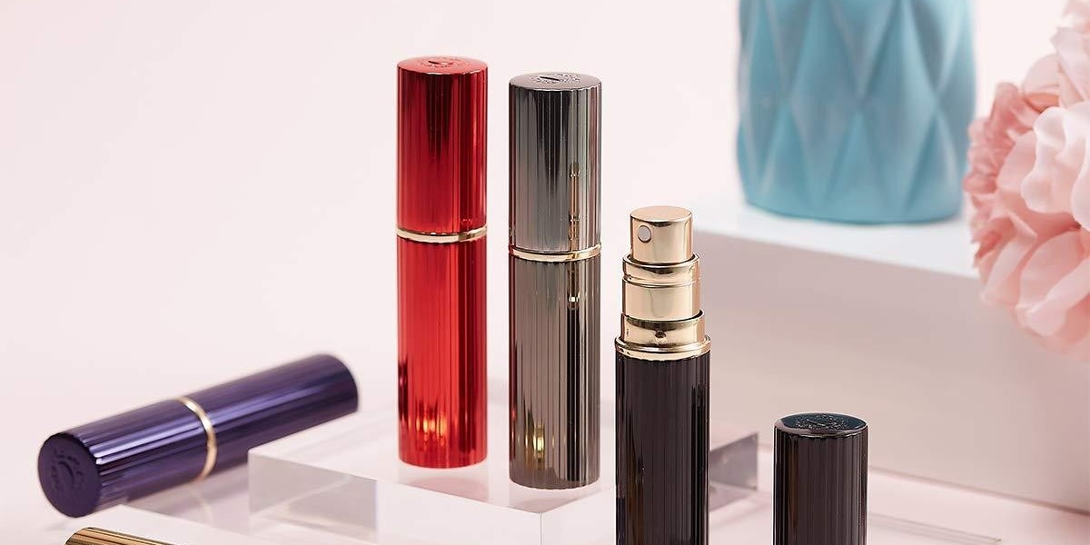 FLYTINBOTTLE.COM: Pioneering Perfume Atomizers in the Global Market